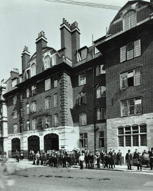 Red Cross Street Fire Station: exterior and group, 1907 (b/w photo)