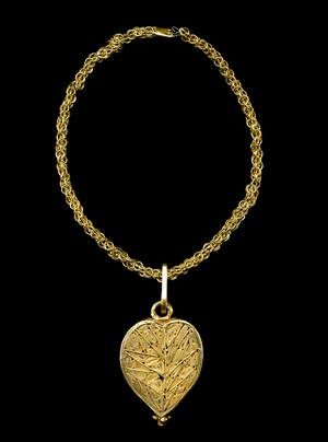 Necklace (with heart shaped pendant), c. 1900 (gold)