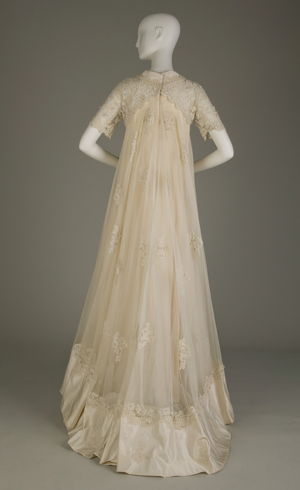 Wedding dress, 1970 (back view), Synthetic satin, net and lace appliqués, pearls, N.A, Hanna, Inc, Wilmette, Illinois
