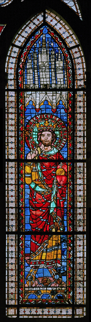Window w9 depicting Louis the Fair (stained glass)