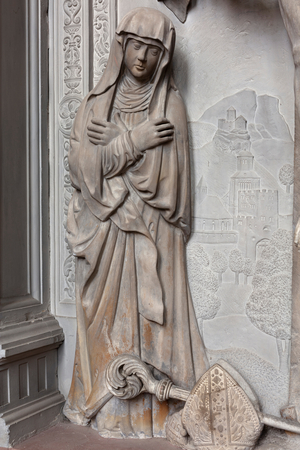 Parish church (Église Notre-Dame-de-la-Nativité de Saverne). Interior. Epitaph of Guillaume de Honstein.  (photo)