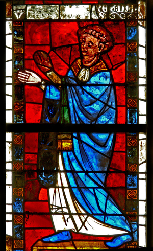 Window w8 depicting a donor (stained glass)