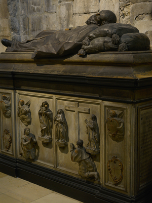 Reproduction of the tomb of Nuno Alvares Pereira, 18th century (wood)