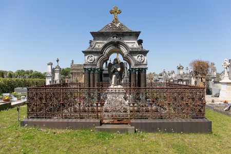 Eastern Cemetery, Metz, 2016 (photograph)