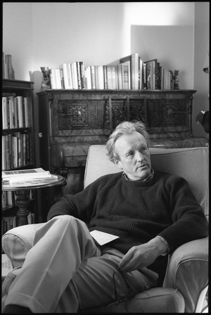 Colin Thubron, 1999 (b/w photo)
