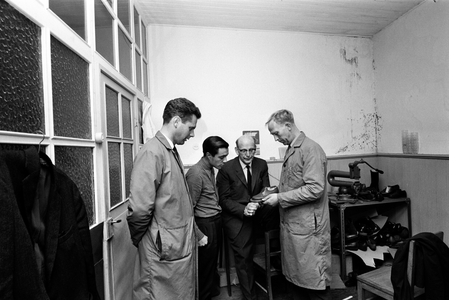 Portugal May 1968 Aktuell visits two Norwegian companies in Portugal. Here, among …, 1968 (photo)