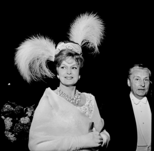 La Begun Aga Khan at the fancy dress ball on the theme "My fair lady" Restaurant Grande Cascade, Bois de Boulogne, Paris, 23 June 1965 (photo)