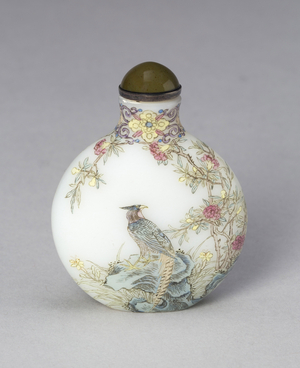 Snuff Bottle with a Pheasant, Two Swallows, and Willows, with Qianlong reign mark, 1735-96 (enameled glass)