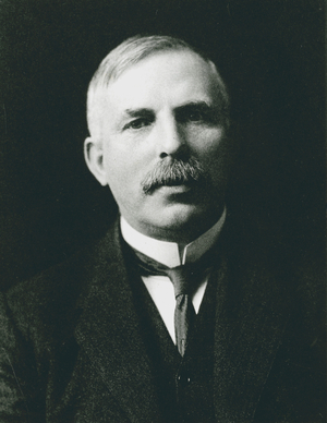 Ernest RUTHERFORD (1871-1937) New Zealand atomic physicist, Nobel prize for chemistry 1908. Photograph 