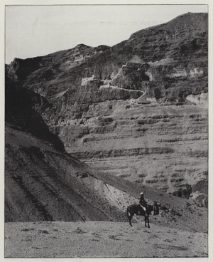 Djebel-Karantal (b/w photo)