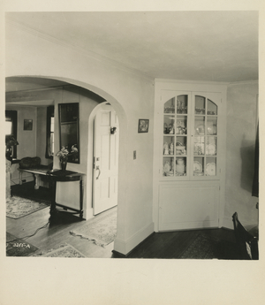 Interior, unidentified residence, New York, USA, c.1920-38 (gelatin silver photo)