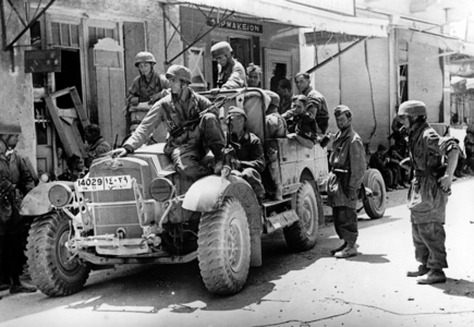 II. WK, German troops on Crete, 1941 (photo)