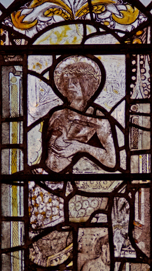 Window w1 depicting Christ carrying a dove (stained glass)