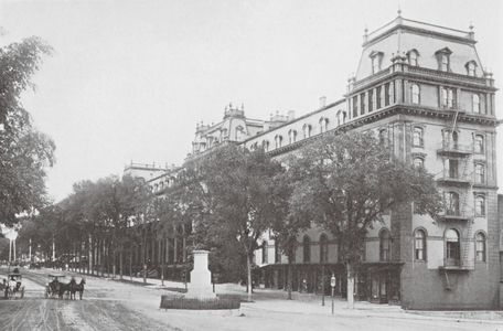 Saratoga, NY: Congress Hall Hotel (b/w photo)