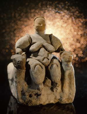Mother Goddess deity on a throne, excavated at Catal Huyuk in central Anatolia, 1978 (photo)