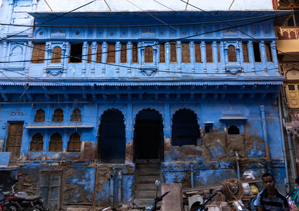 Old blue house of a brahmin, Rajasthan, Jodhpur, India, 2019 (photo)