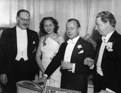 Heinz Ruehmann and his wife Hertha Feiler