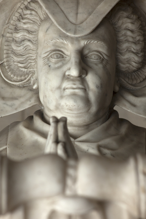 Funeral monument of Henriette de Lorraine d'Elboeuf. Detail. The statue. The head. White marble. 17th century.