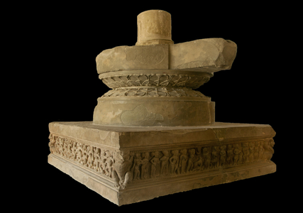 Vietnam: A Tra Kieu style Cham pedestal with Shiva lingam on top, 10th century, Cham Museum, Danang