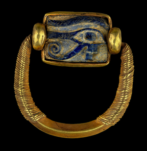Swivel ring with wedjat amulet, Third Intermediate Period (gold & lapis lazuli)