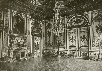Fontainebleau, Salle Louis XIII (b/w photo)