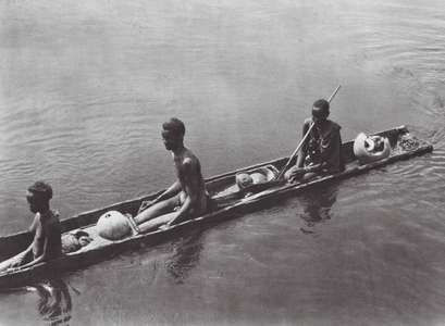Africa: Nuer dug-out on the Bahr el Zeraf (b/w photo)
