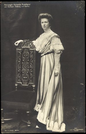 Ak Duchess Victoria Adelheid of Saxony Coburg Gotha (b/w photo)