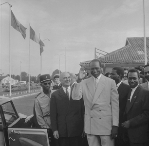 Modibo Keita, Prime Minister of the Mali Federation arriving at Orly airport in Paris, September 2, 1960 (b/w photo)