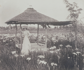 Olga De Meyer, c.1898-c.1903 (platinum print)