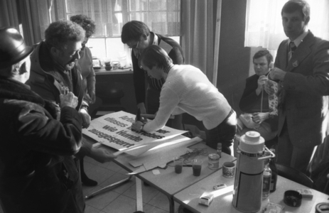 DEU, Germany, Hagen: Strike in the tariff conflict of IG Metall in front …, 1978 (photo)