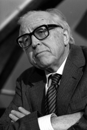 Oslo 19880224. Lawyer, professor of forensic science Anders Bratholm …, 1988 (photo)