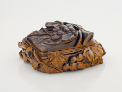 Covered Box (tiger's eye)