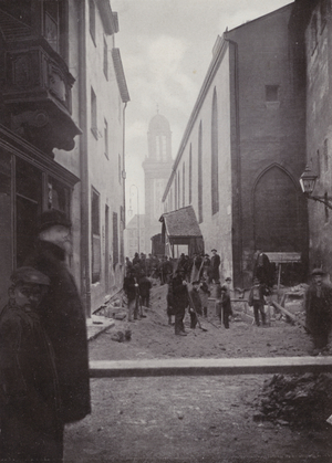 Flooding in Nuremberg, 5 February 1909 (b/w photo)