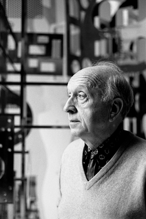 Nicolas Schoffer - cybernetic artist (6 09 1912 - 8 01 1992) in Paris in 1983