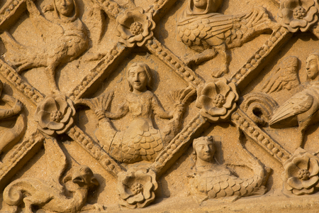 suite of details portal Notre Dame. St Stephen's Cathedral in Metz, 12th-15th Century (photo)