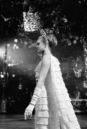 "Madame" Ball at the Bayerischer Hof in Munich, 1963 (b/w photo)