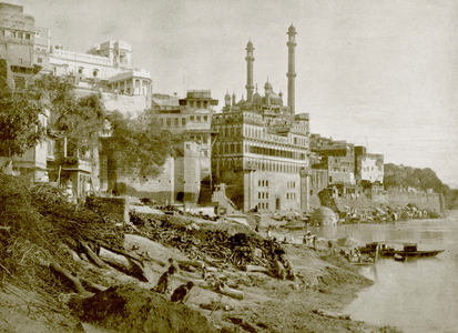 Benares (b/w photo)