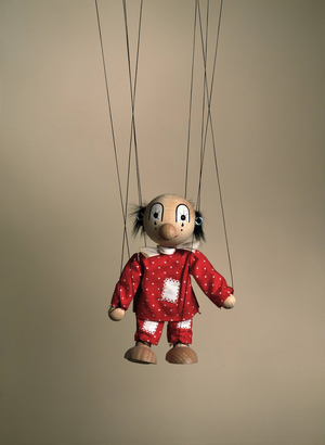 Clown figure as puppet, 1998 (photo)