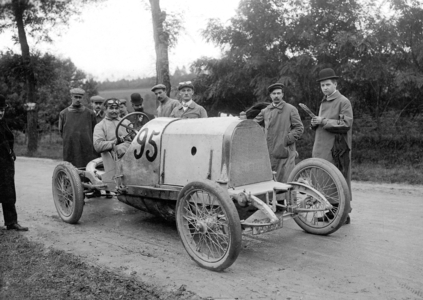 Automobile meeting in Gaillon (b/w photo)