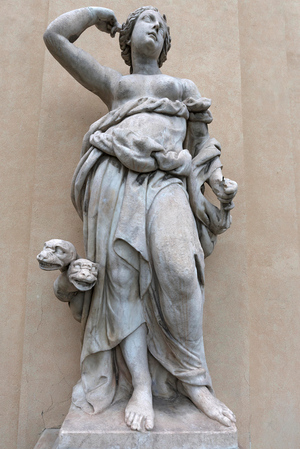 Female sculpture with a multi-headed snake in the garden of Palazzo Reale, Via Balb..., 2023 (photo)