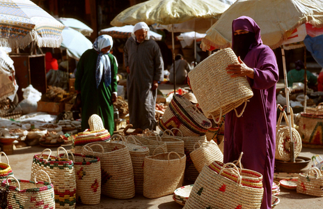 Marrakech bazaar, 1998 (photo)