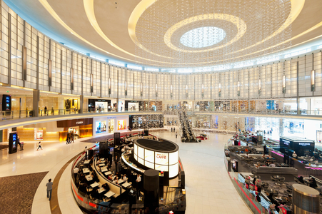 Thousands of White Plastic Butterflies Hanging From the Ceiling, Fashion Island, Dubai Mall, Dubai, United Arab Emirates (photo)