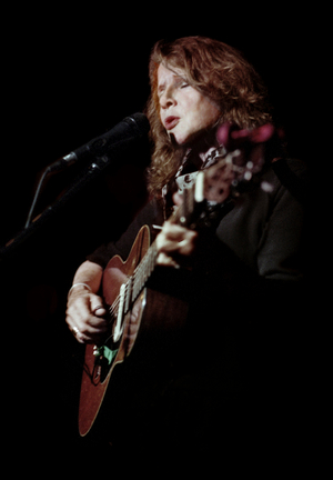 Bonnie Dobson