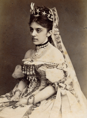 Baroness Marie Alexandrine "Mary" von Vetsera (19 March 1871 – 30 January 1889) (photo)