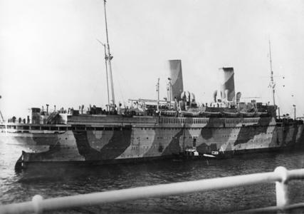 Passenger ship for the resettlement of Baltic Germans, 1939 (b/w photo)