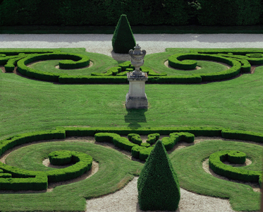 Vaux-le-Vicomte, the garden (photo)