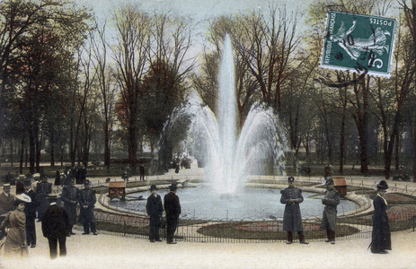 Nancy (Lorraine, France): the park (parc de la pepiniere) and the fountain, postcard, 1910