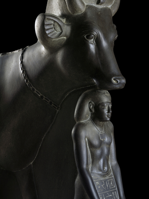 Statue of Hathor and Psammtik, from Saqqara, Late Period (schist)