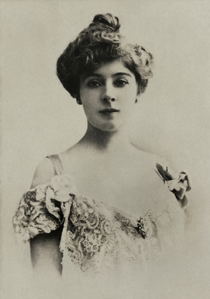 Portrait of the French artist Amelie Dieterle ( 1871 , 1941 ) (photograph)
