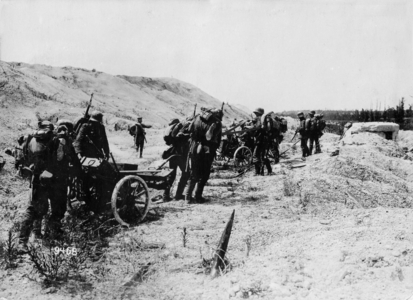 I. WK - Western Front - Mine Thrower (photo)